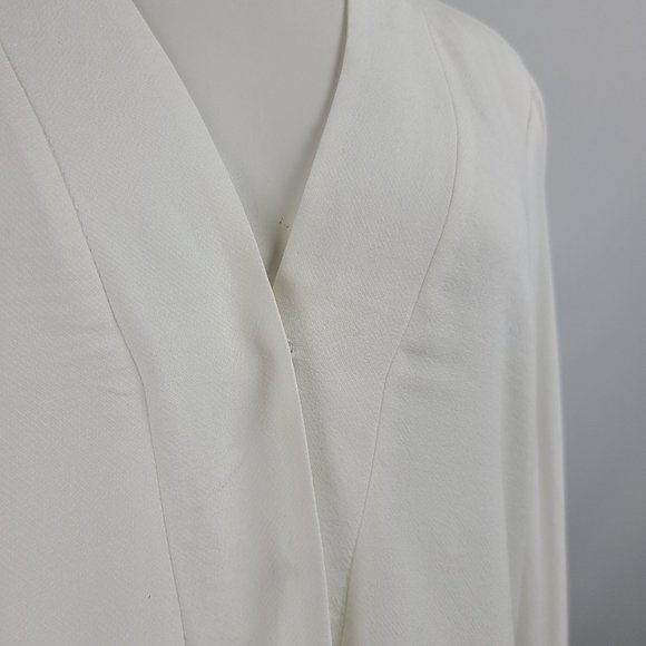 Le Chateau White Long Sleeve Top Size L NWT - Picture 3 of 11